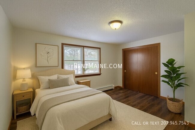 Building Photo - 2 Hartley St