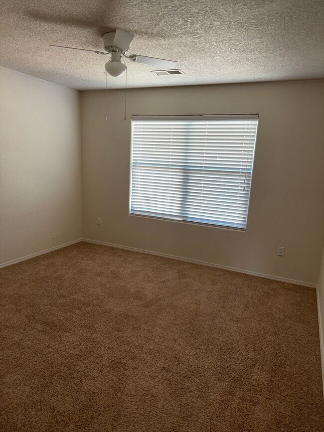 Building Photo - 3601 Oasis Springs Rd NE