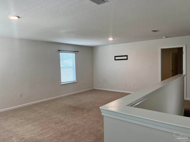Building Photo - 5862 Blackhorse Cir