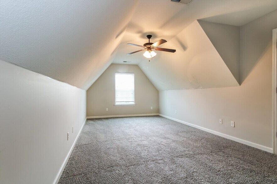 Building Photo - 9042 Billy Pat Dr