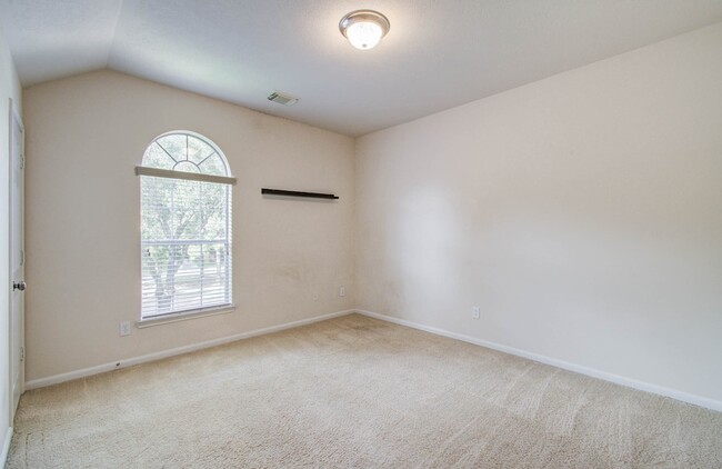 Building Photo - 5122 Raven Forest Ln
