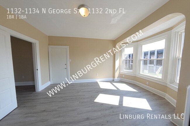 Building Photo - 1132-1134 N George St-1132 2nd FL