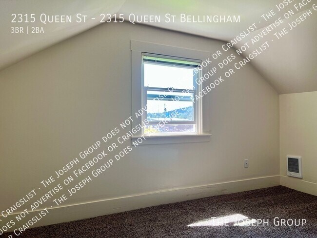 Building Photo - 2315 Queen St