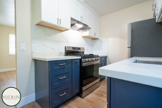 Building Photo - 513 Pierce Rd