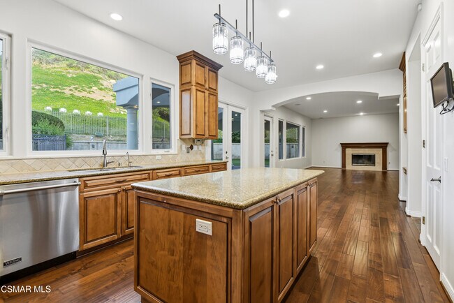 Building Photo - 25301 Prado De Los Arboles