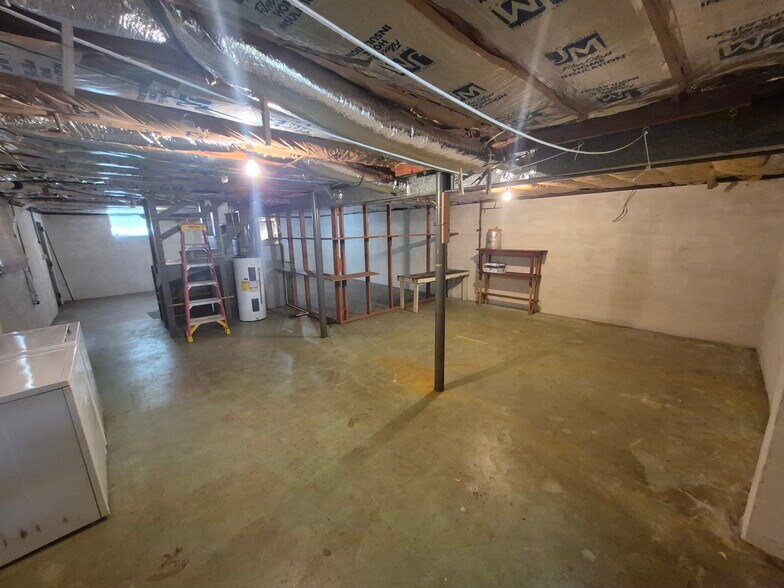 Building Photo - 1108 Dandridge Dr