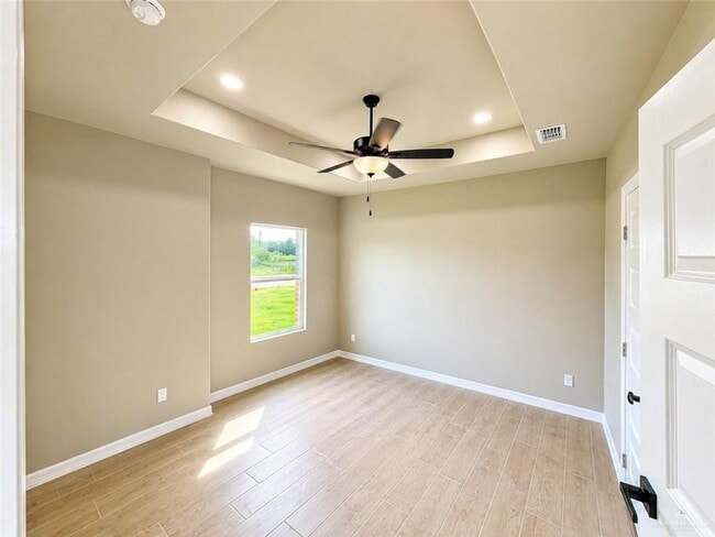 Building Photo - 4 Rio Red Cir