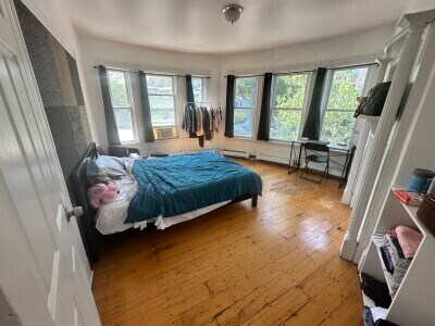 Building Photo - 86 Kirkland St