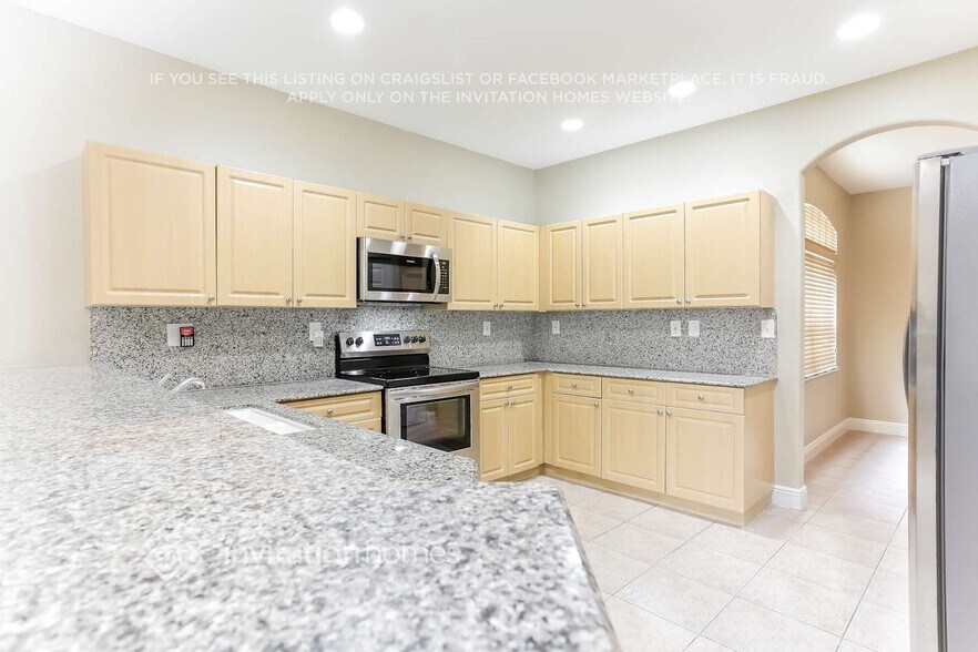 Building Photo - 20773 SW 90th Pl