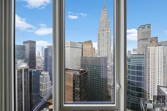 Building Photo - 222 East 44th Street