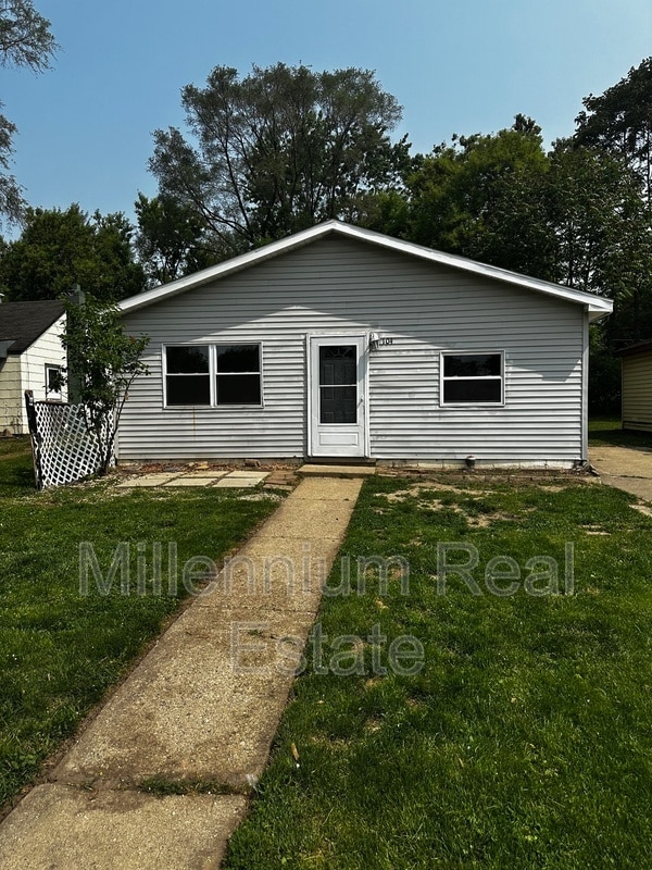 Primary Photo - 104 W Mansfield Ave