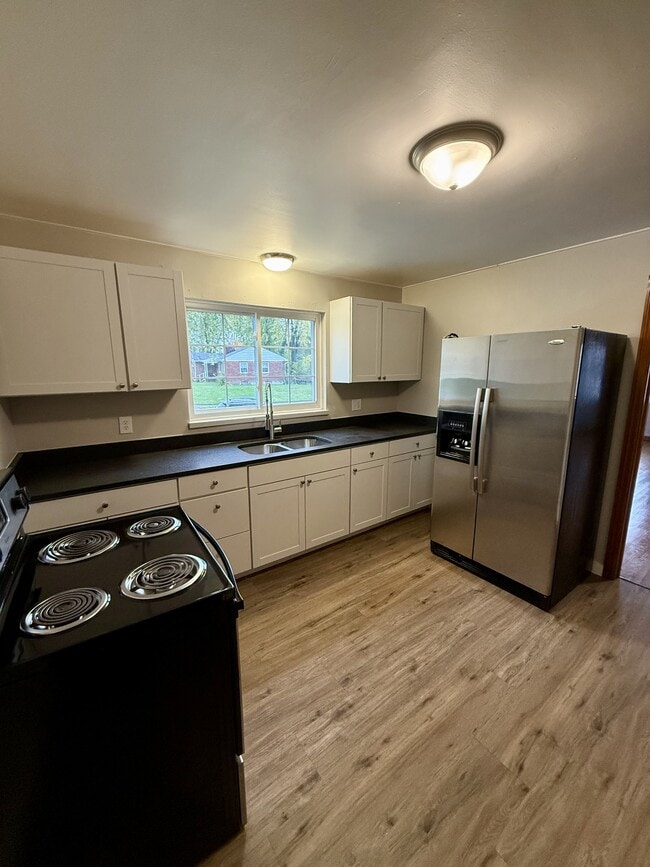 Primary Photo - 4607 Channing Ln