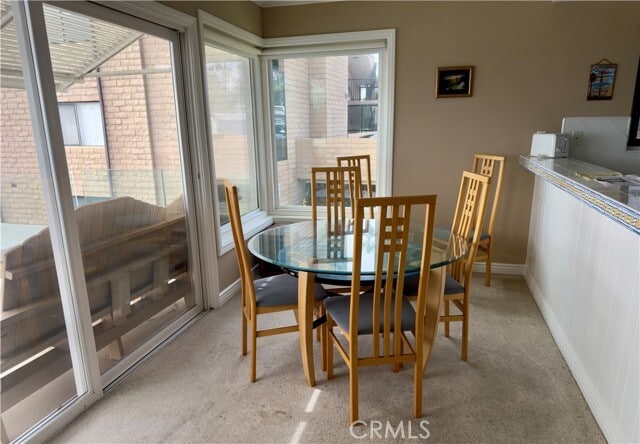 Building Photo - 251 Lower Cliff Dr