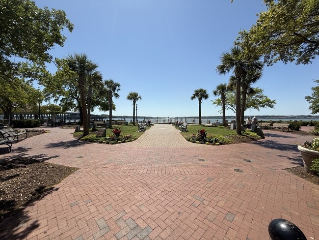 Building Photo - 1231 Ladys Island Dr