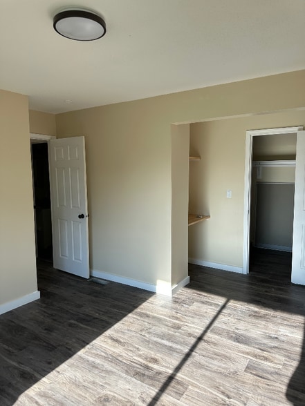 Building Photo - 2131 Quail Creek Dr