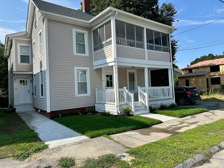 Building Photo - 32 Forest St
