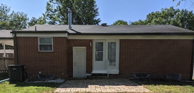 Building Photo - 614 Butler Dr