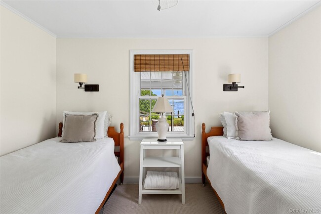 Building Photo - 315 Old Salt Rd