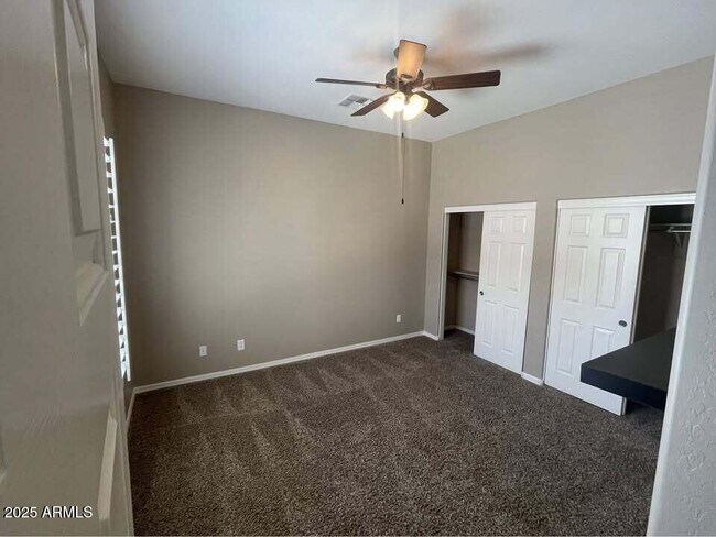 Building Photo - 4918 W Carpenter Dr