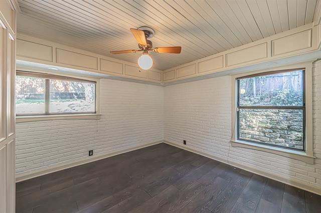 Building Photo - 1034 Tipperary Dr