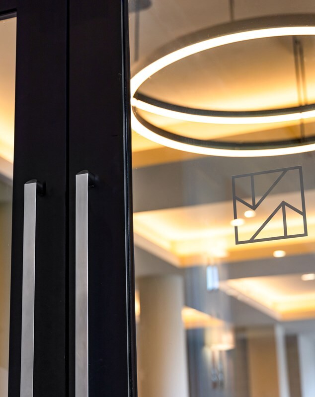 Building Photo - Modern 3-Bedroom Apartment with Smart Home...