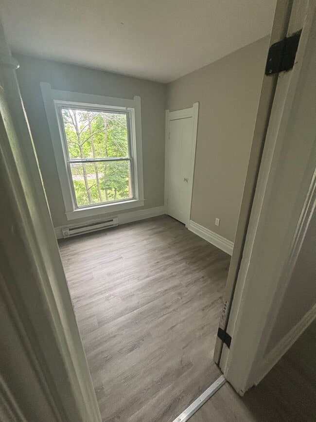 Building Photo - Beautiful 4BD 2Bath Home