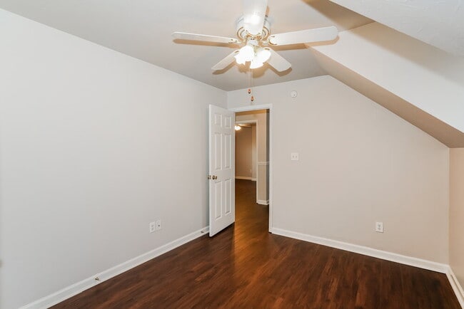 Building Photo - 4003 Pewter Trail