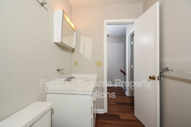 Building Photo - 4118 Causey St