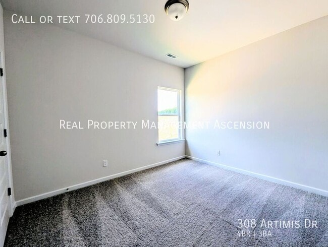 Building Photo - 308 Artimis Dr