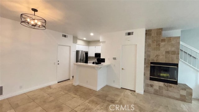 Building Photo - 27546 Jasmine Ave