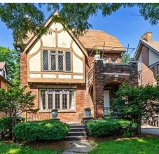 Building Photo - 1xxxx Baylis St