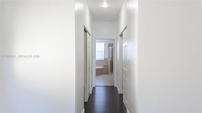 Building Photo - 3530 W 88th St