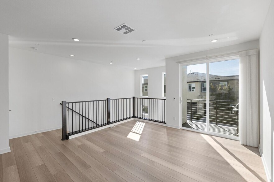 Building Photo - 10406 Adamson Wy