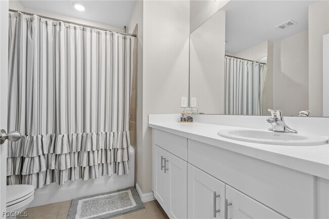 Building Photo - 25463 Bandito Ct