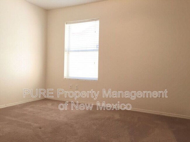 Building Photo - 5609 Crown Ridge Rd NW
