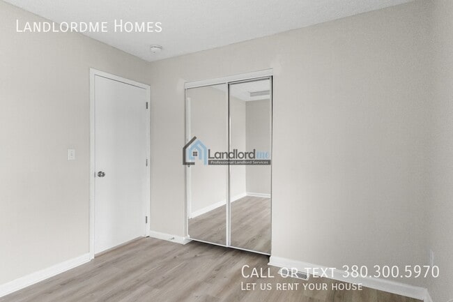 Building Photo - 2623 Bloom Dr