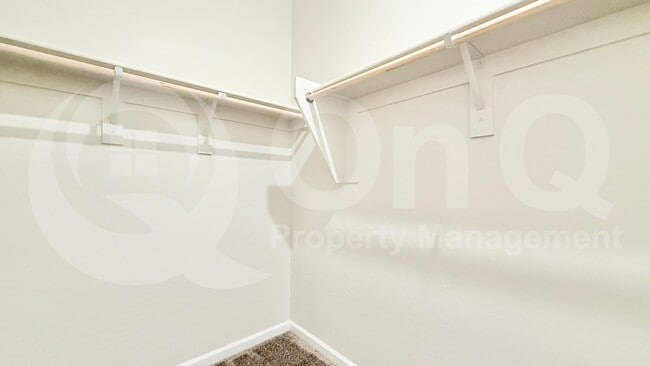 Building Photo - 17421 W Daley Ln