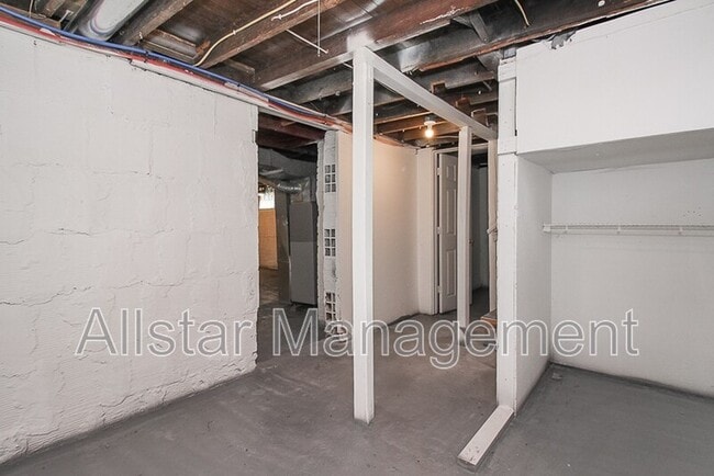 Building Photo - 736 Bettes Ave