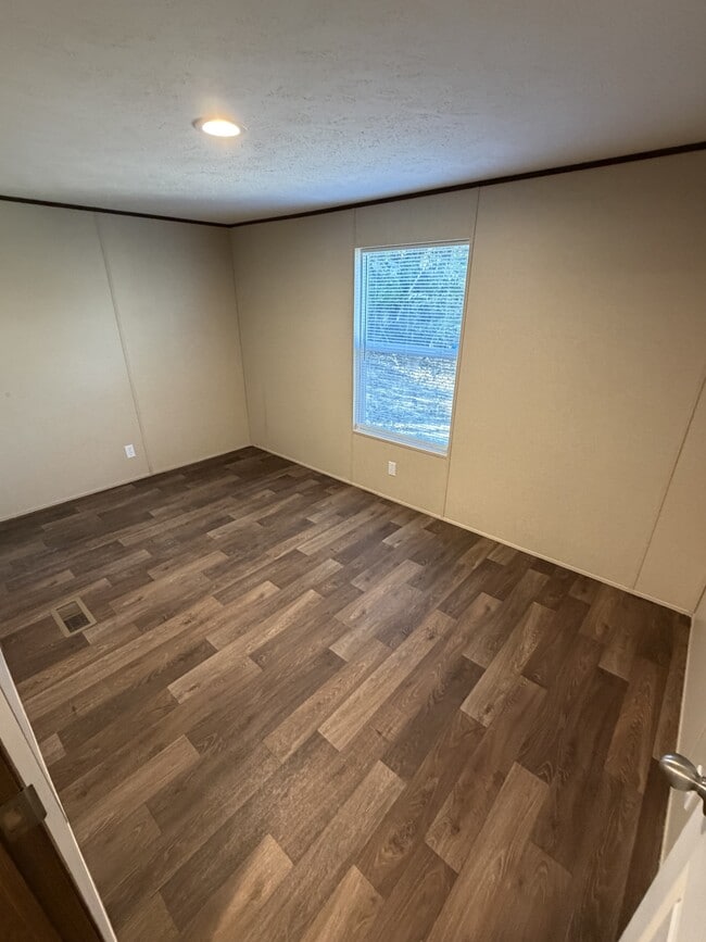 Building Photo - 2551 Dana Dr