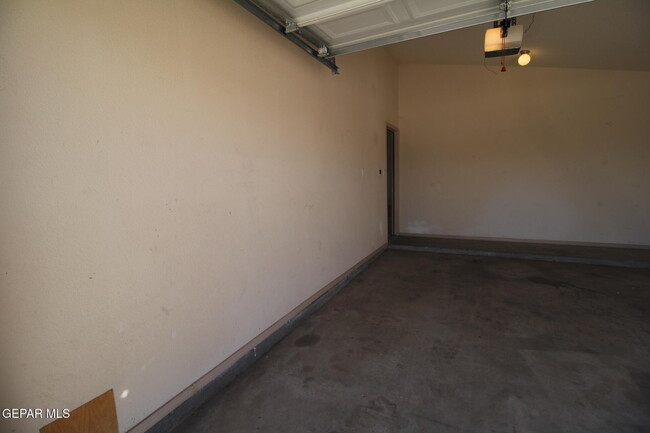 Building Photo - 14009 Robert Ituarte Dr