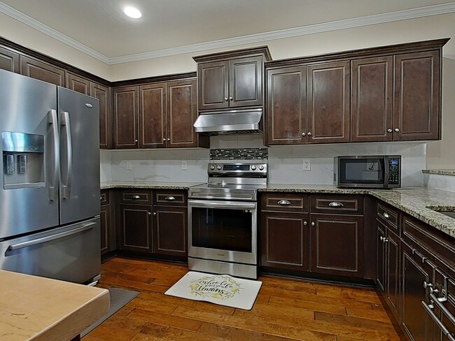 Building Photo - 3024 Margot Ln