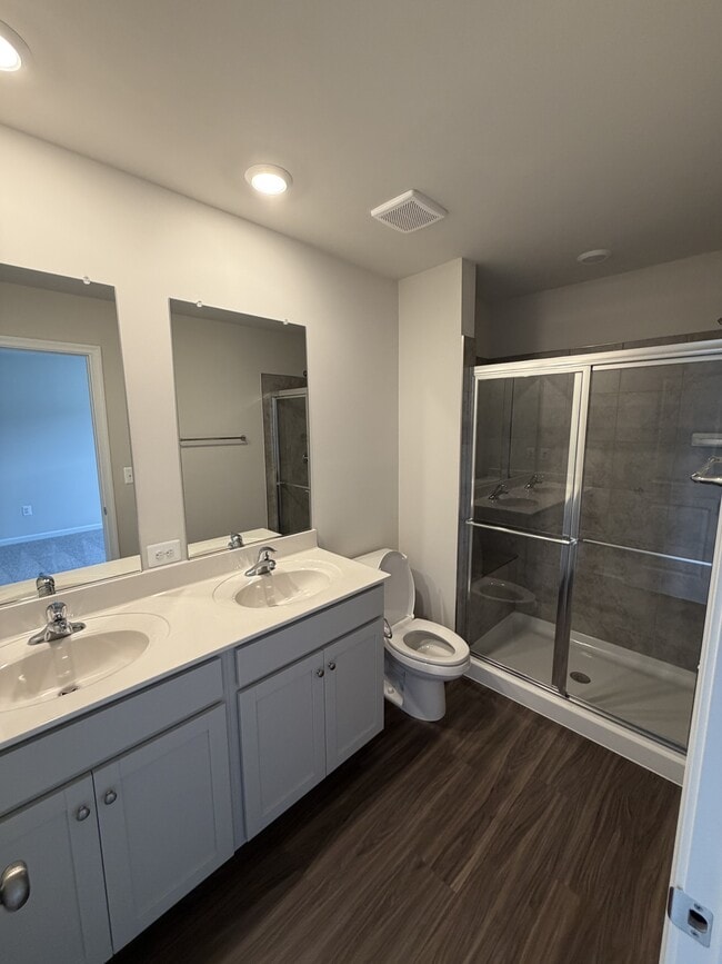 Building Photo - 18 Ironwood Ct