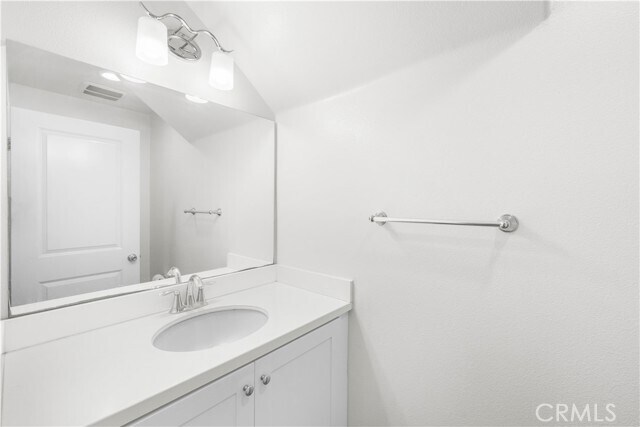 Building Photo - 5657 McCulloch Ave