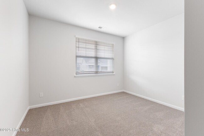 Building Photo - 2094 Willowleaf Dr