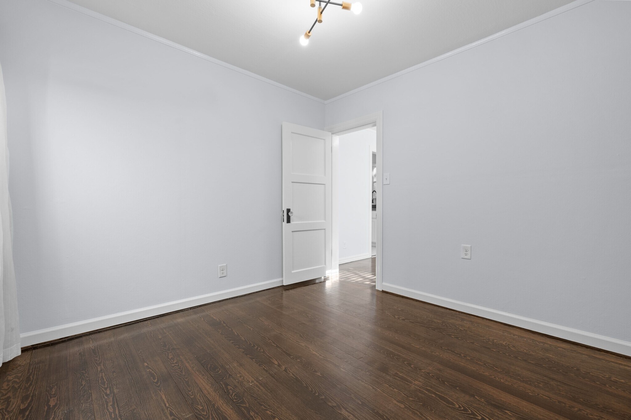 Building Photo - 1724 Lincoln Ave