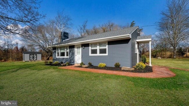 Building Photo - 1732 Creek Rd