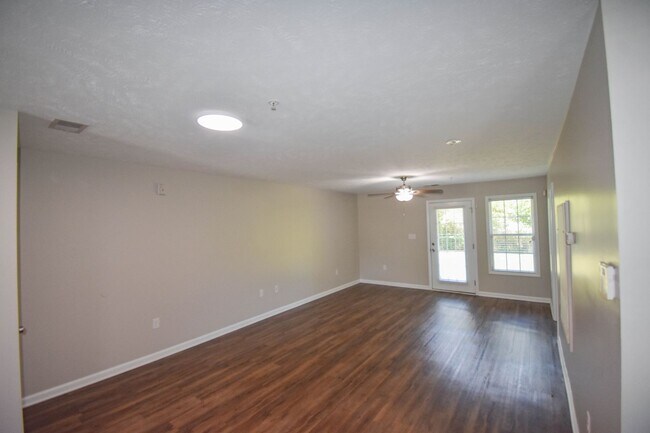 Building Photo - 3639 Dornoch Dr