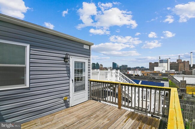 Building Photo - 1469 Stevenson St