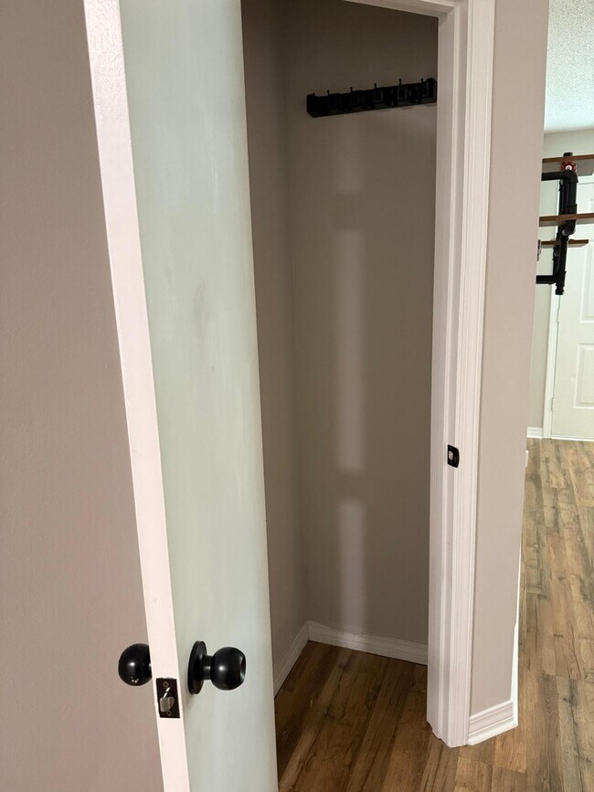 Building Photo - 38 Ruby Cir