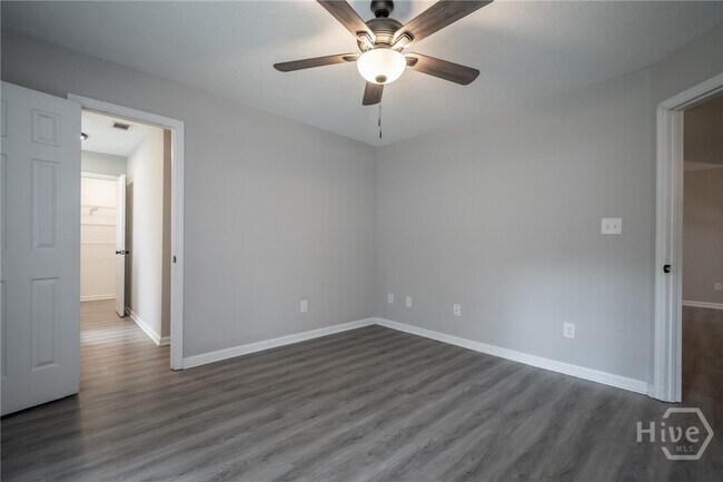 Building Photo - 2400 Rays Church Rd